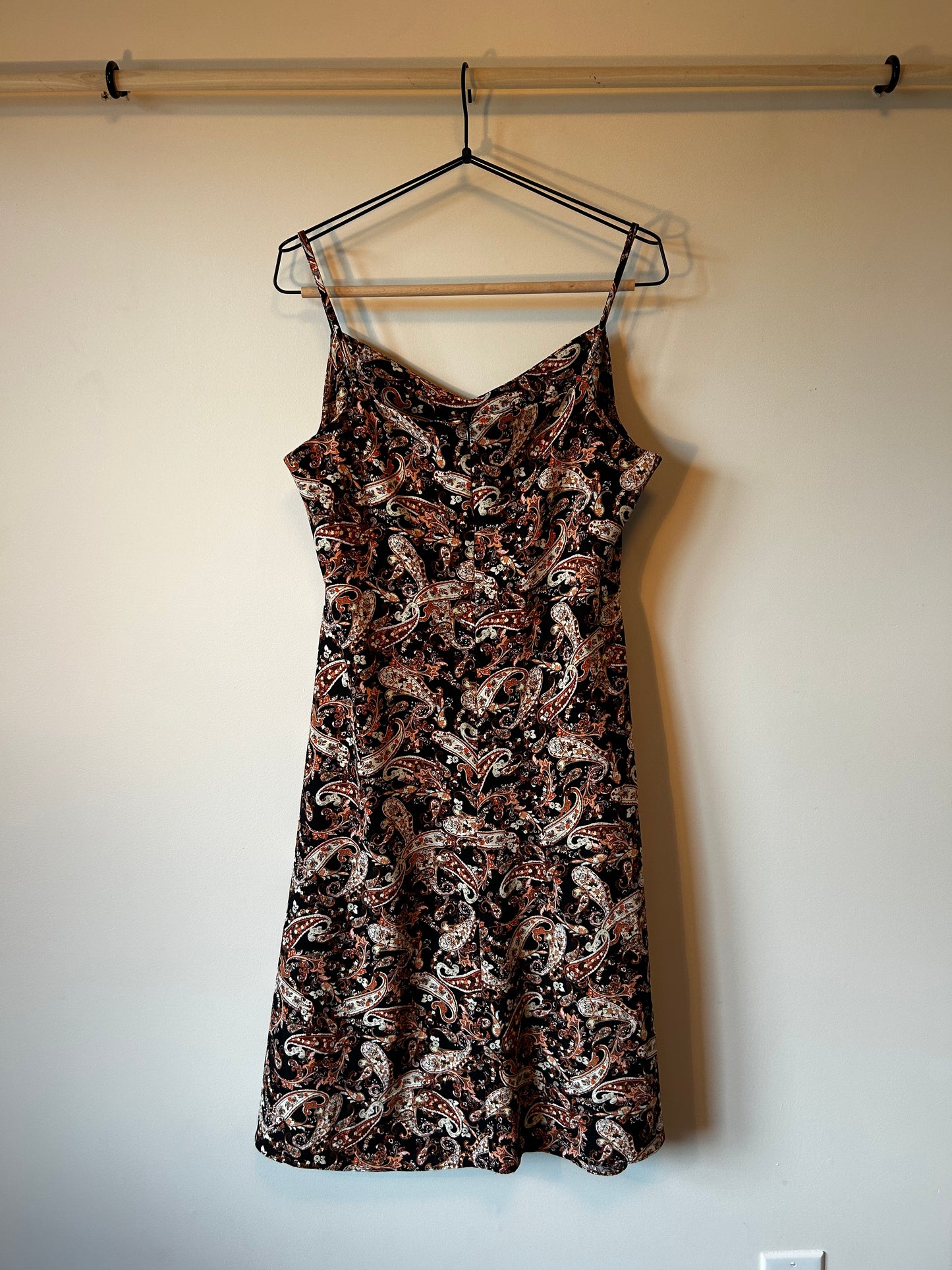 Spring & Summer Patterned Midi Dress (14)