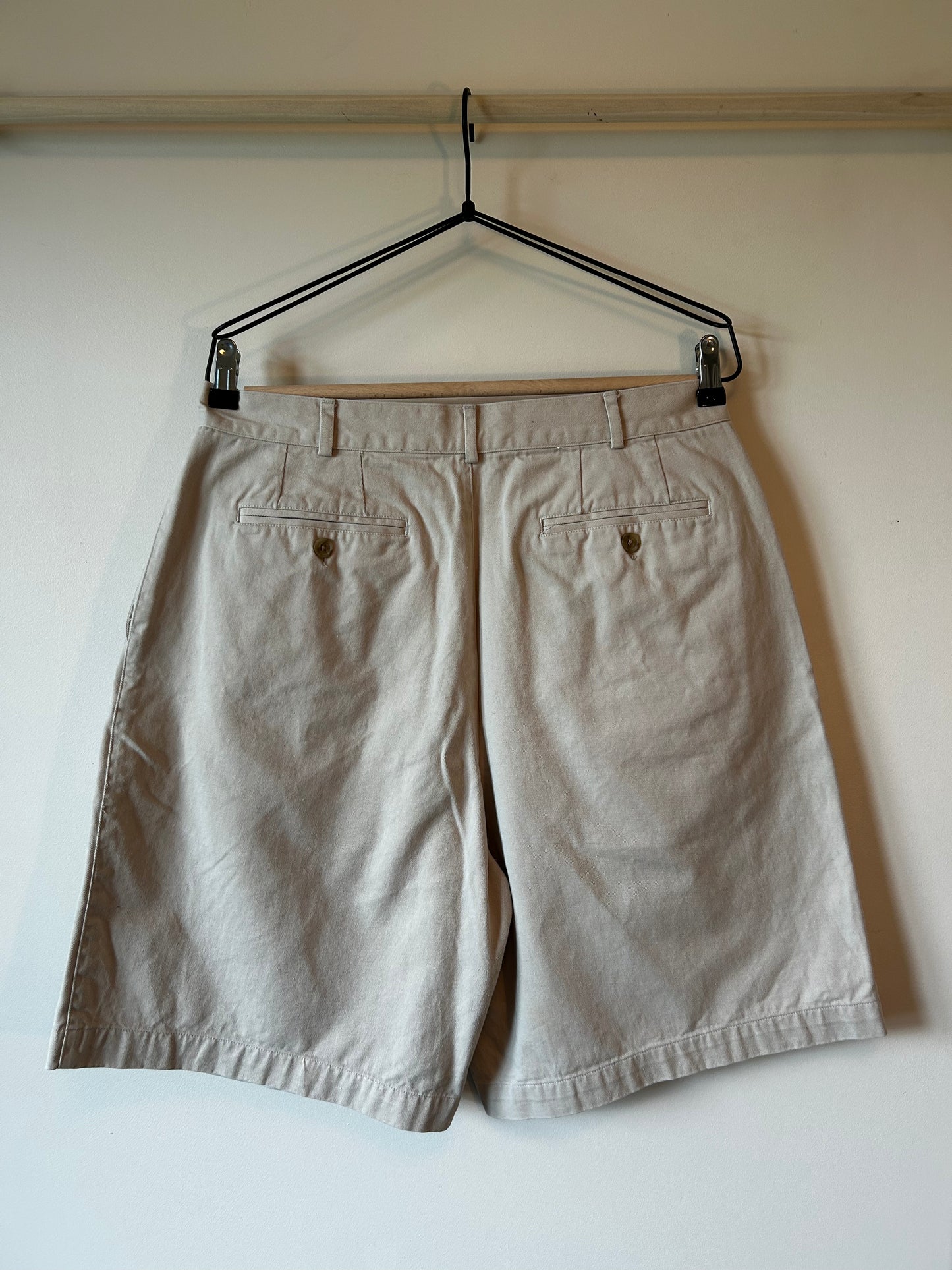 Banana Republic Vintage Pleated Shorts (34)