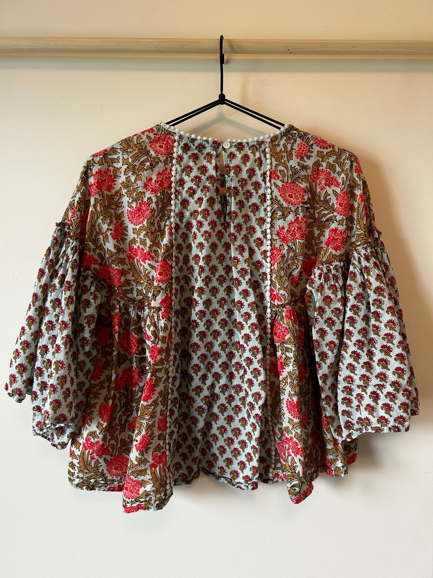 Rachel Zoe Floral Bell-Sleeve Blouse (M)