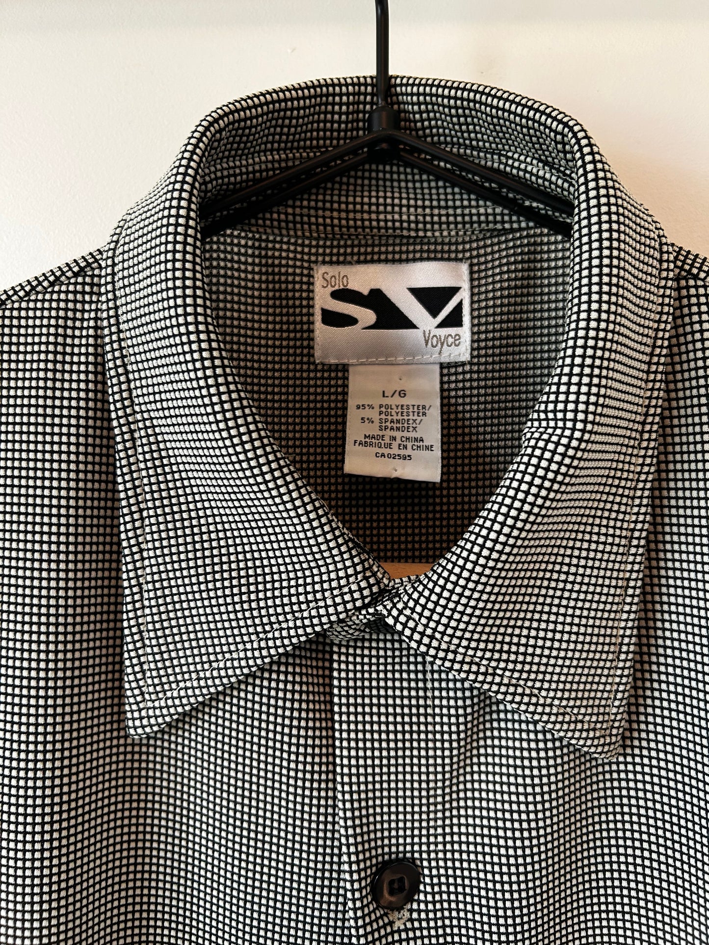Solo Voyce Button-Up (L)