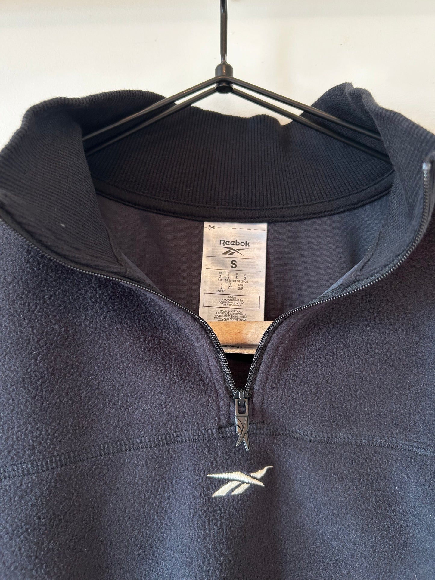 Reebok Quarter-Zip Cropped Sweater (S)