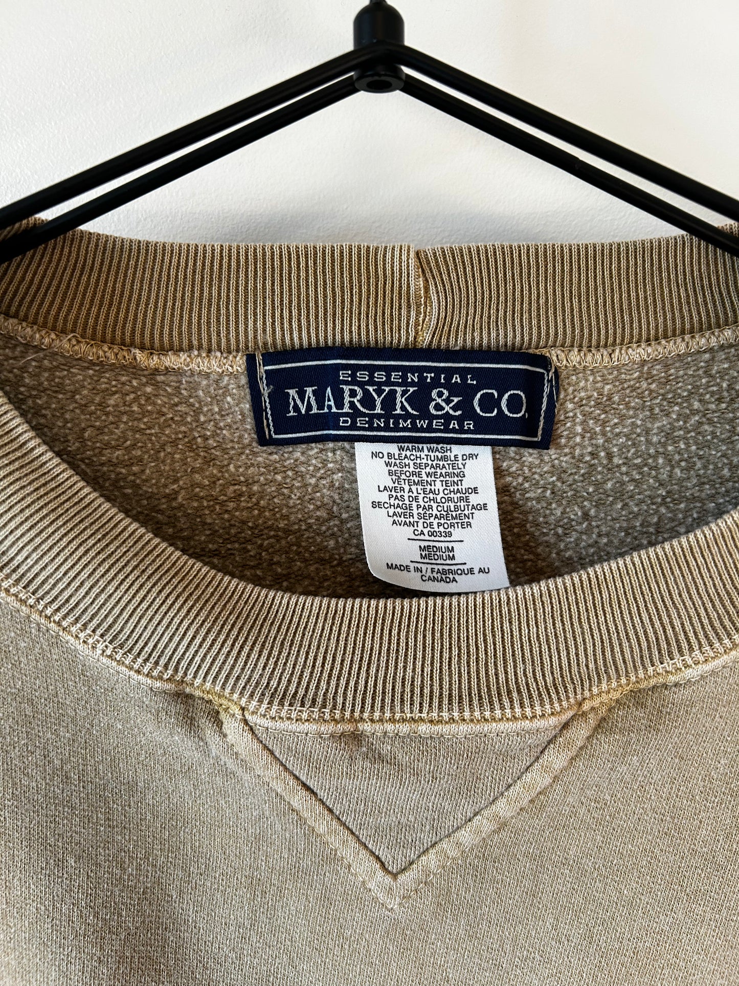 Maryk & Co Vintage Embroidered Crewneck (M)