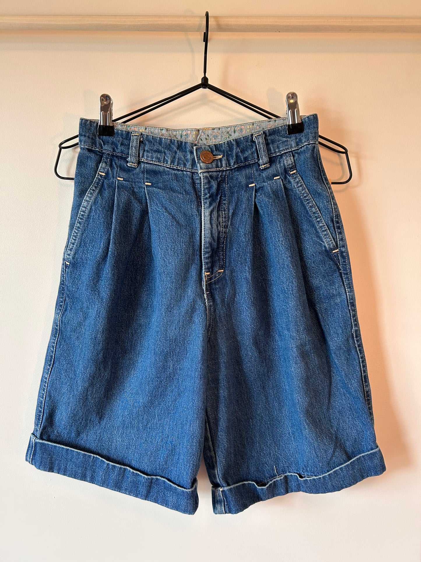Willow Ridge Long Denim Shorts (XS)
