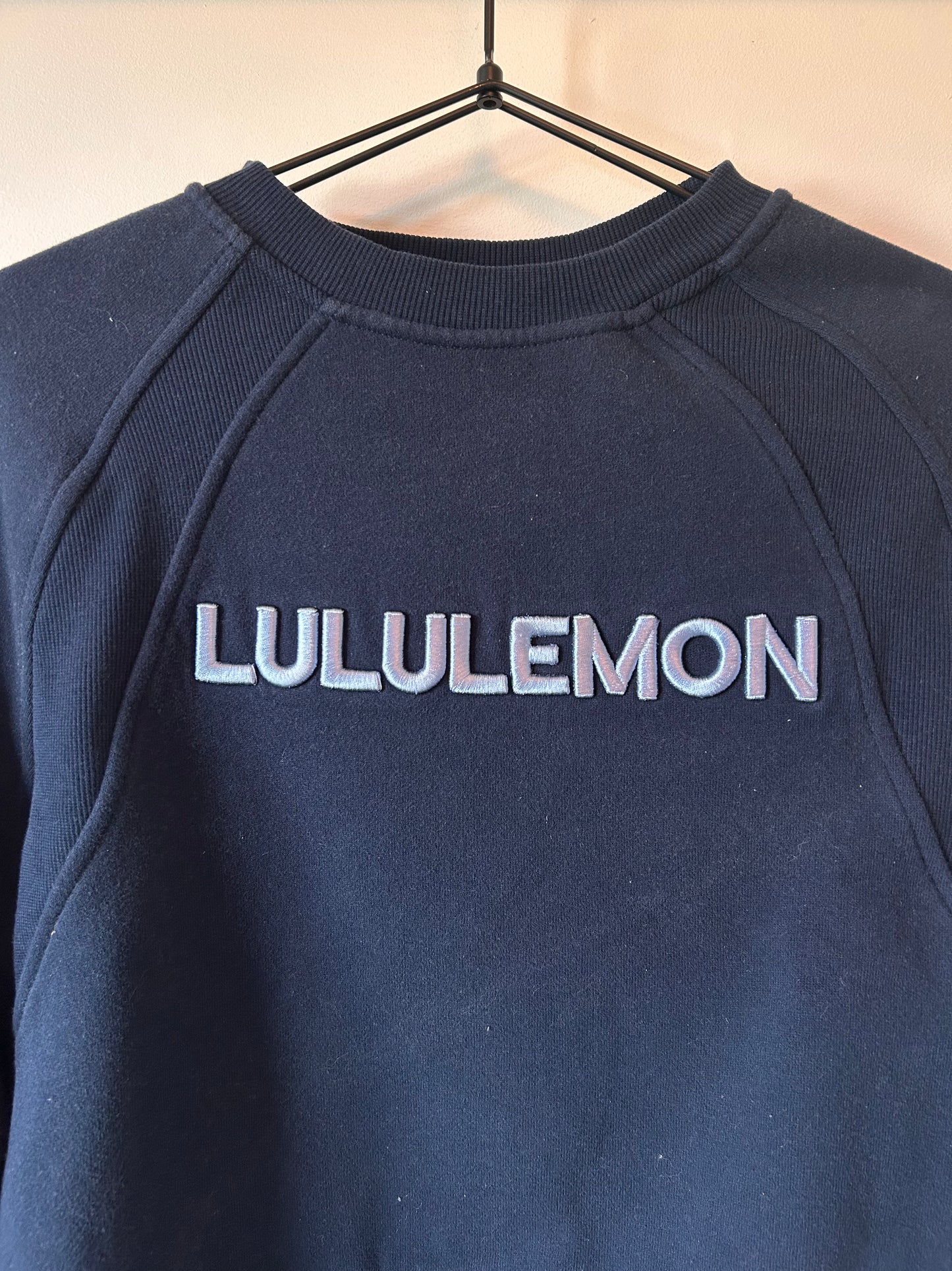 Lululemon Cropped Sweatshirt (M)