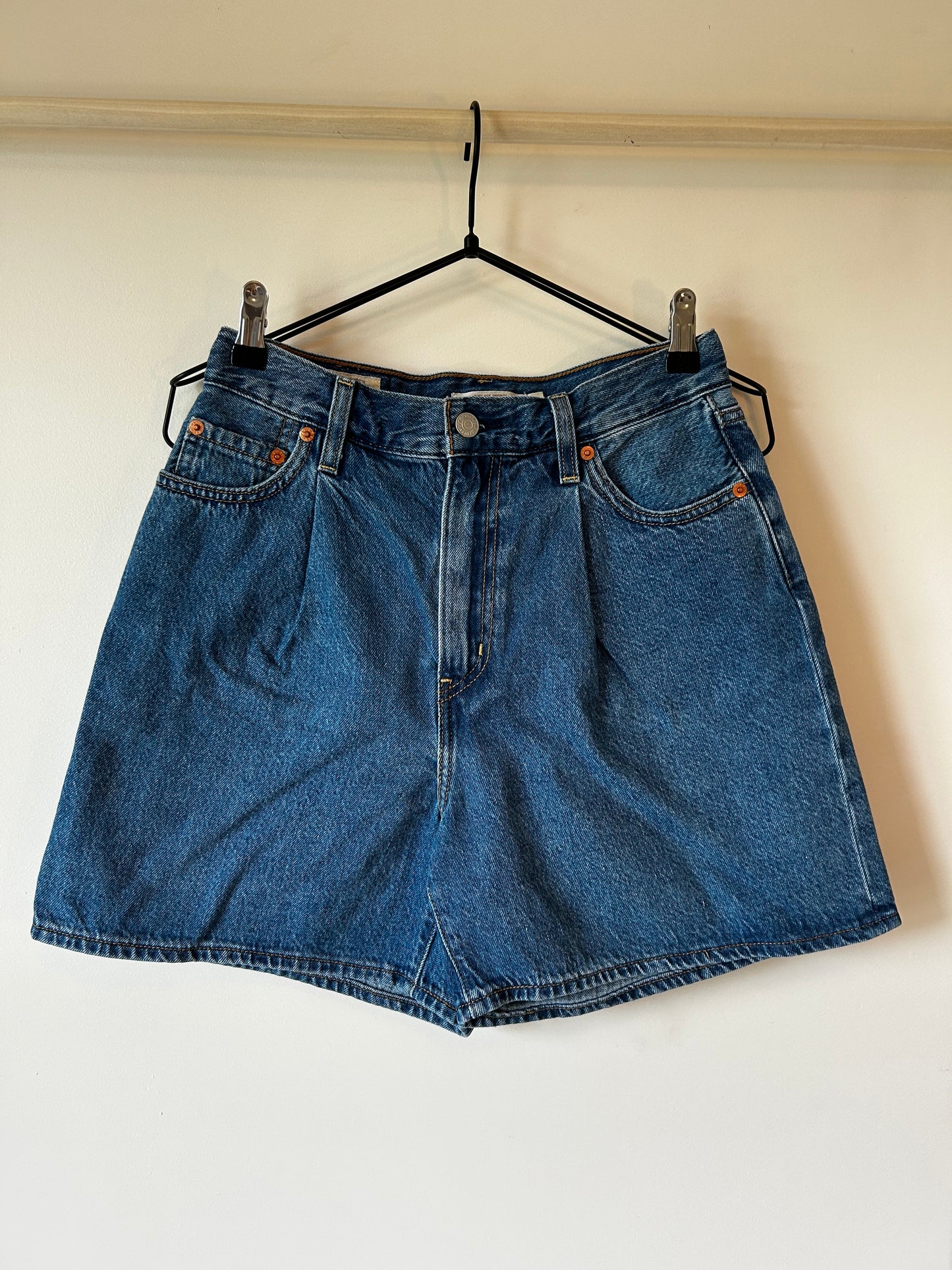 Levi's Denim Ribcage Shorts (26)