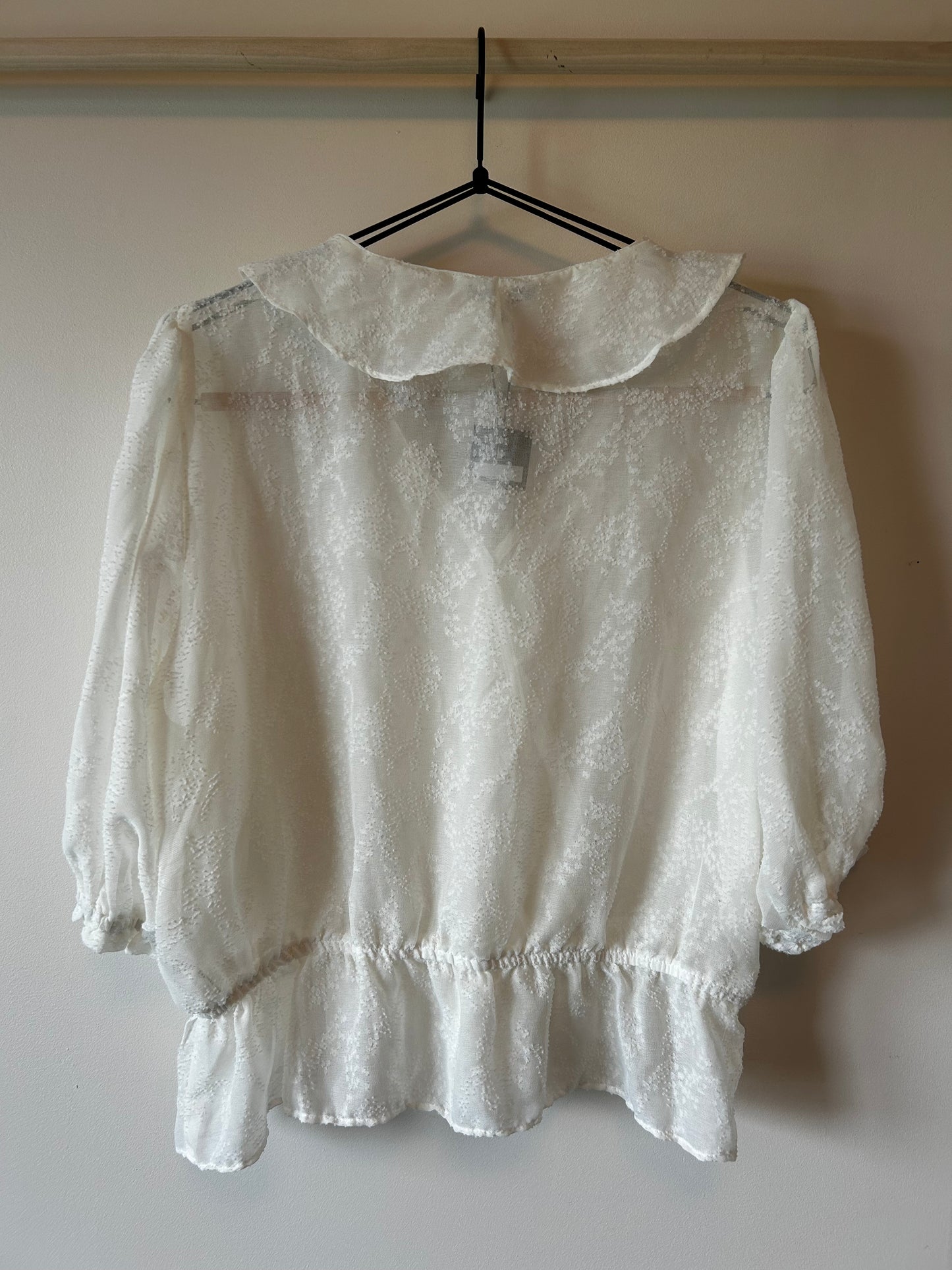 Dynamite Sheer Textured Blouse (XL)